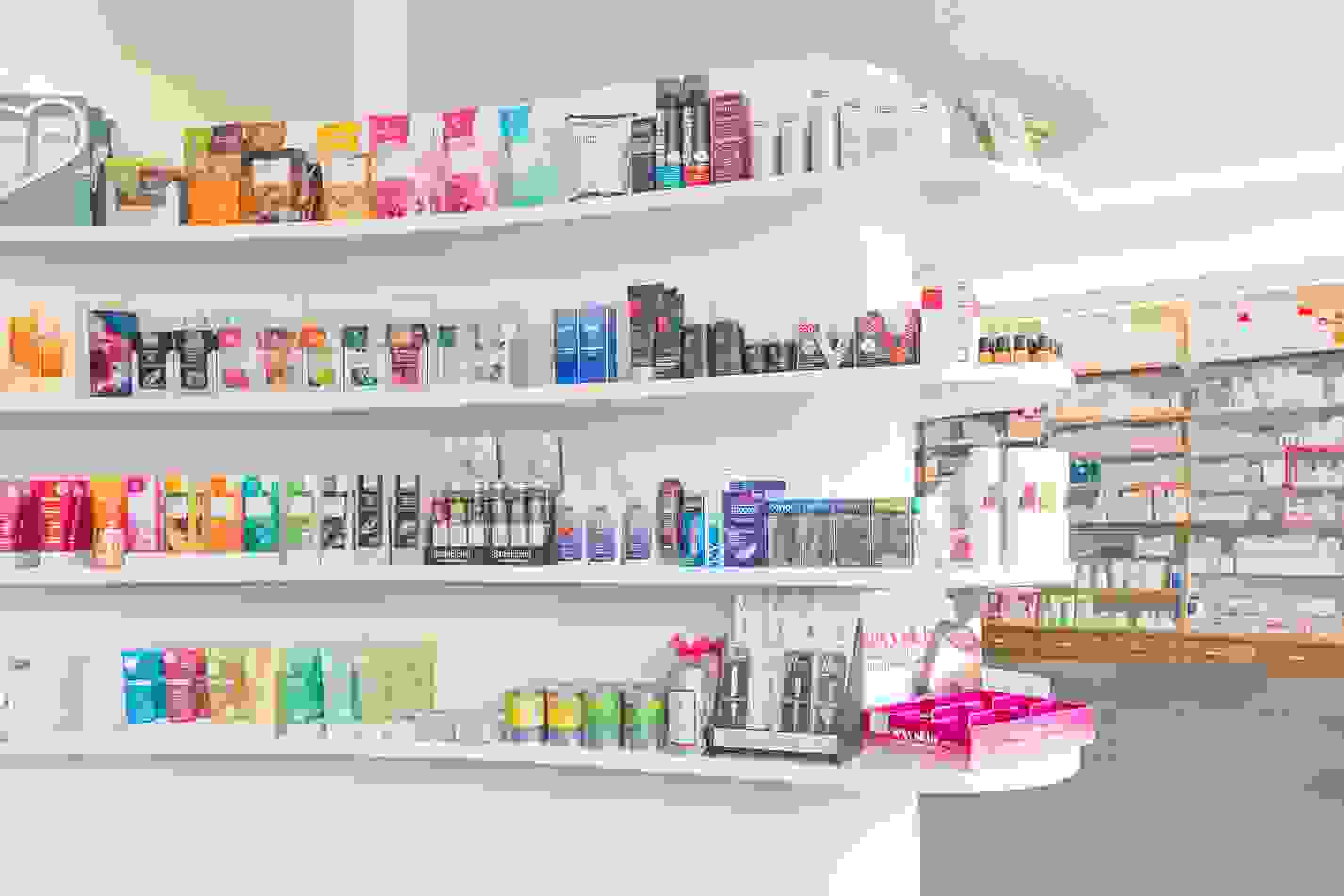 3_sortiment_apotheke-steinhoelzli-3083_web