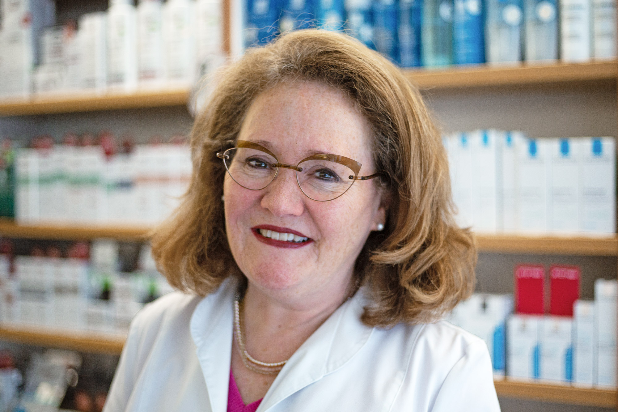 4_ueber-uns_Louise-Casty_web.jpg 4_ueber-uns_Louise-Casty_web