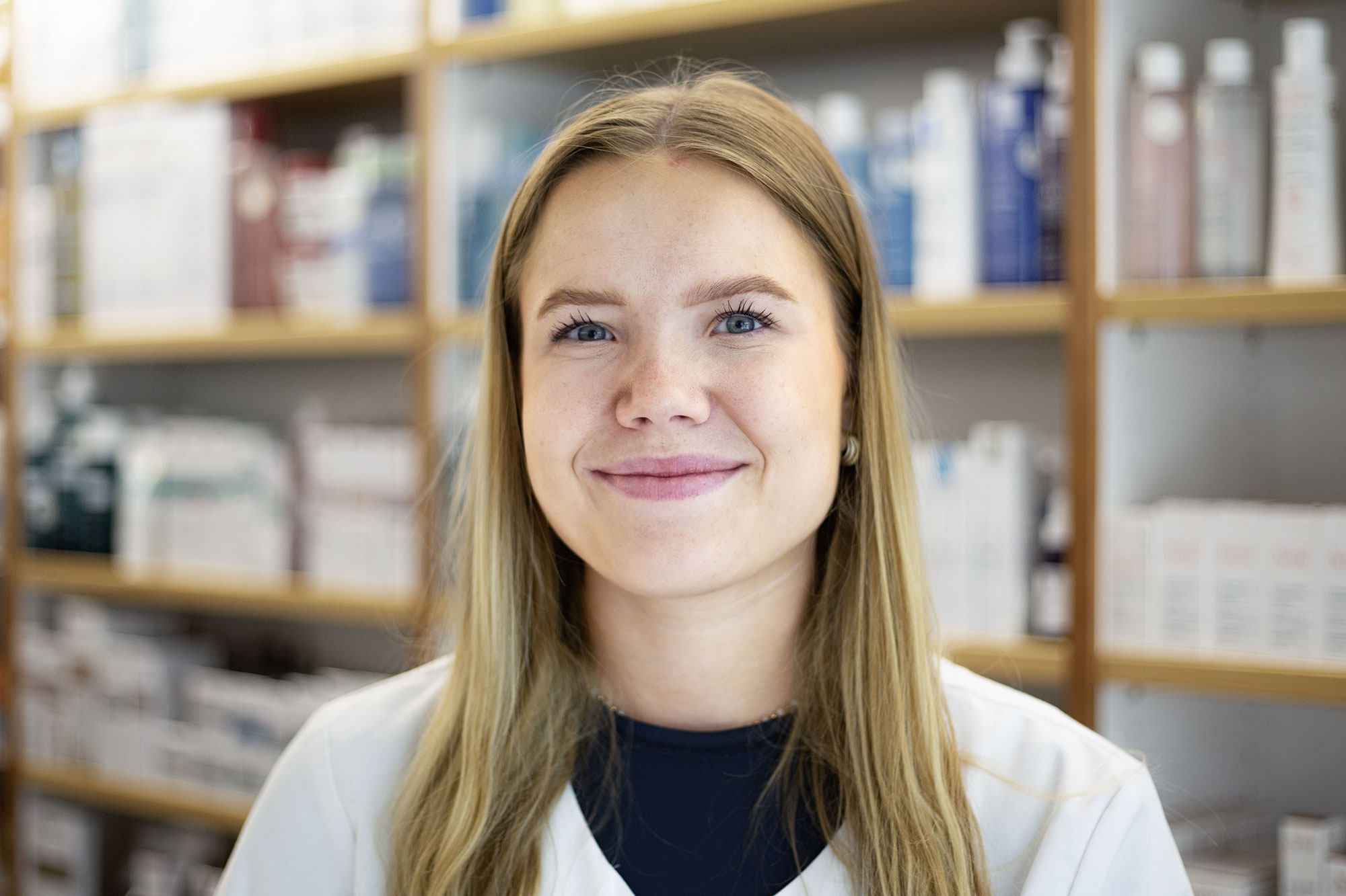 4_ueber-uns_nina-luaces_web.jpg 4_ueber-uns_nina-luaces_web