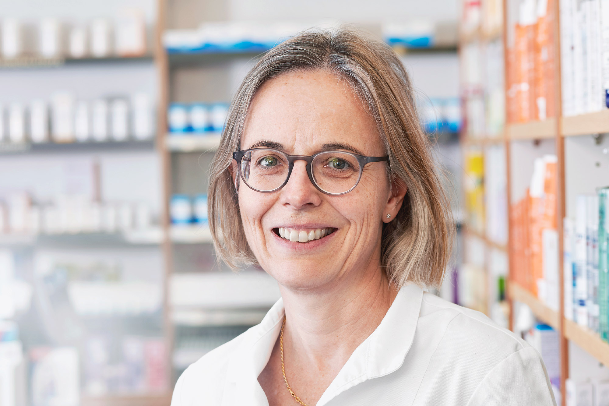 4_ueber-uns_corinne-lang_web.jpg 4_ueber-uns_corinne-lang_web